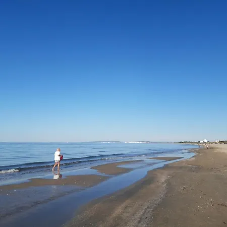 Les Belles Plages De Christine *